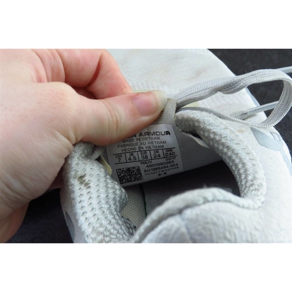Under armour Women Size 7‎ M Off White Running Mesh 4501390263 - Picture 7 of 9